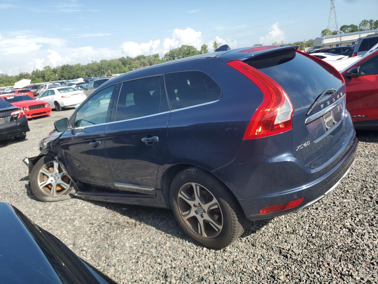2015 VOLVO XC60 — снимка 2