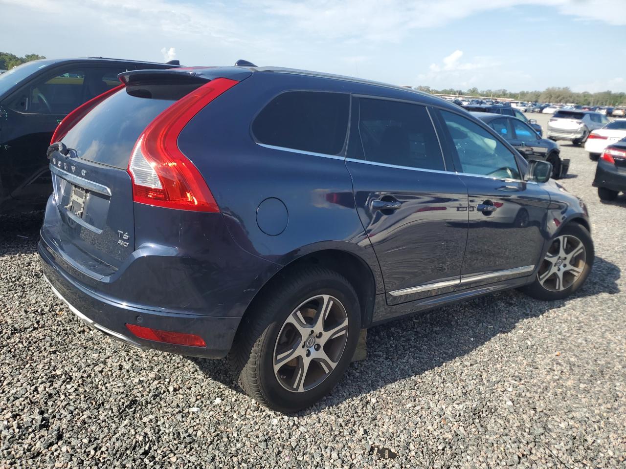 2015 VOLVO XC60 — снимка 3