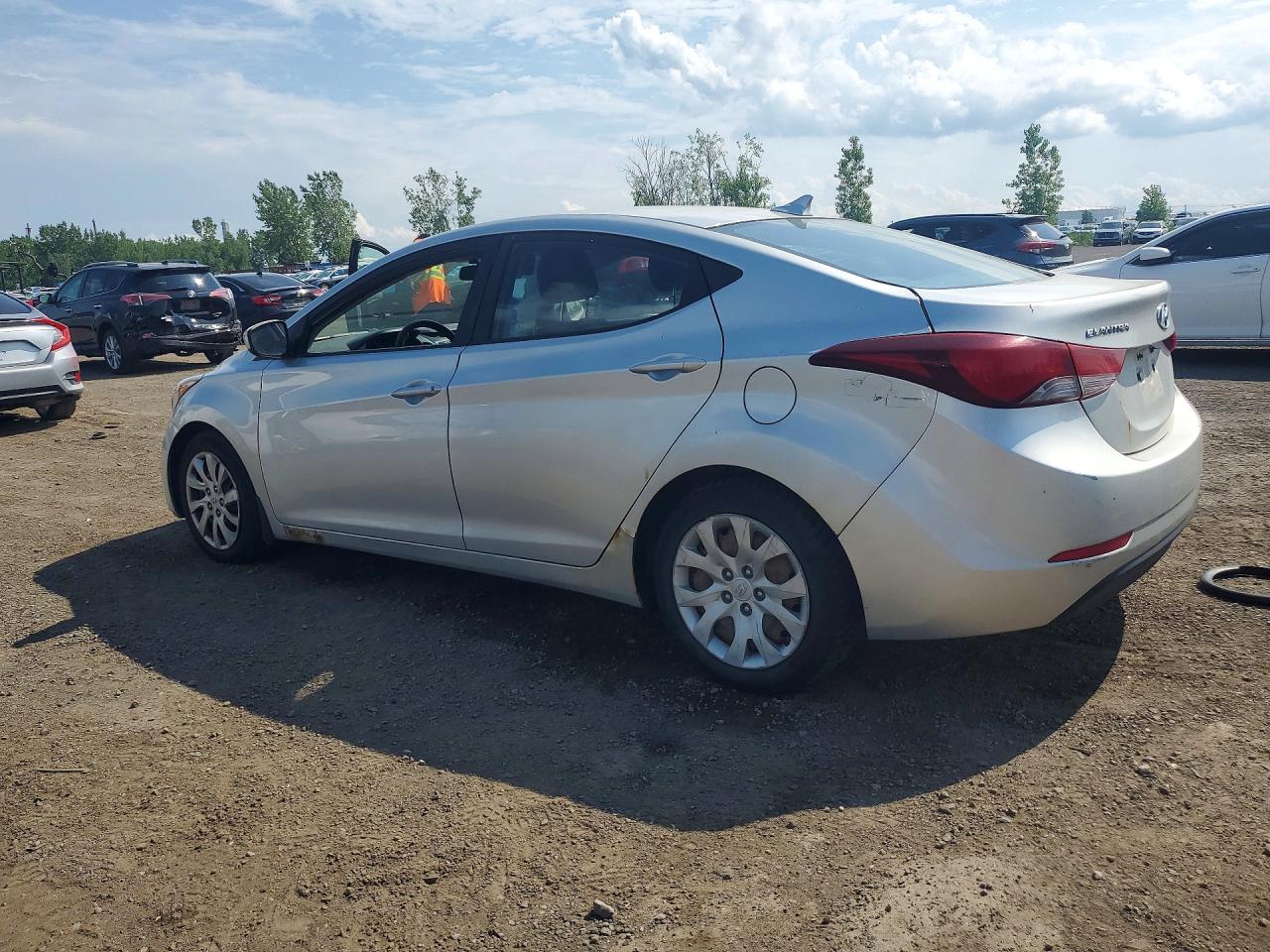 2015 HYUNDAI ELANTRA SE — снимка 2