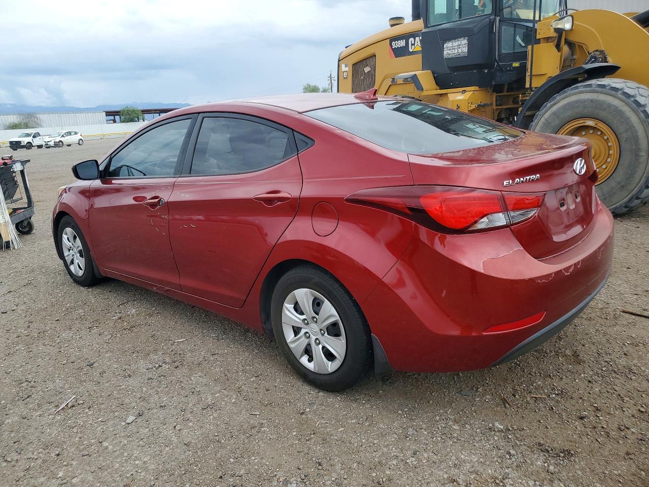 2016 HYUNDAI ELANTRA SE — снимка 2