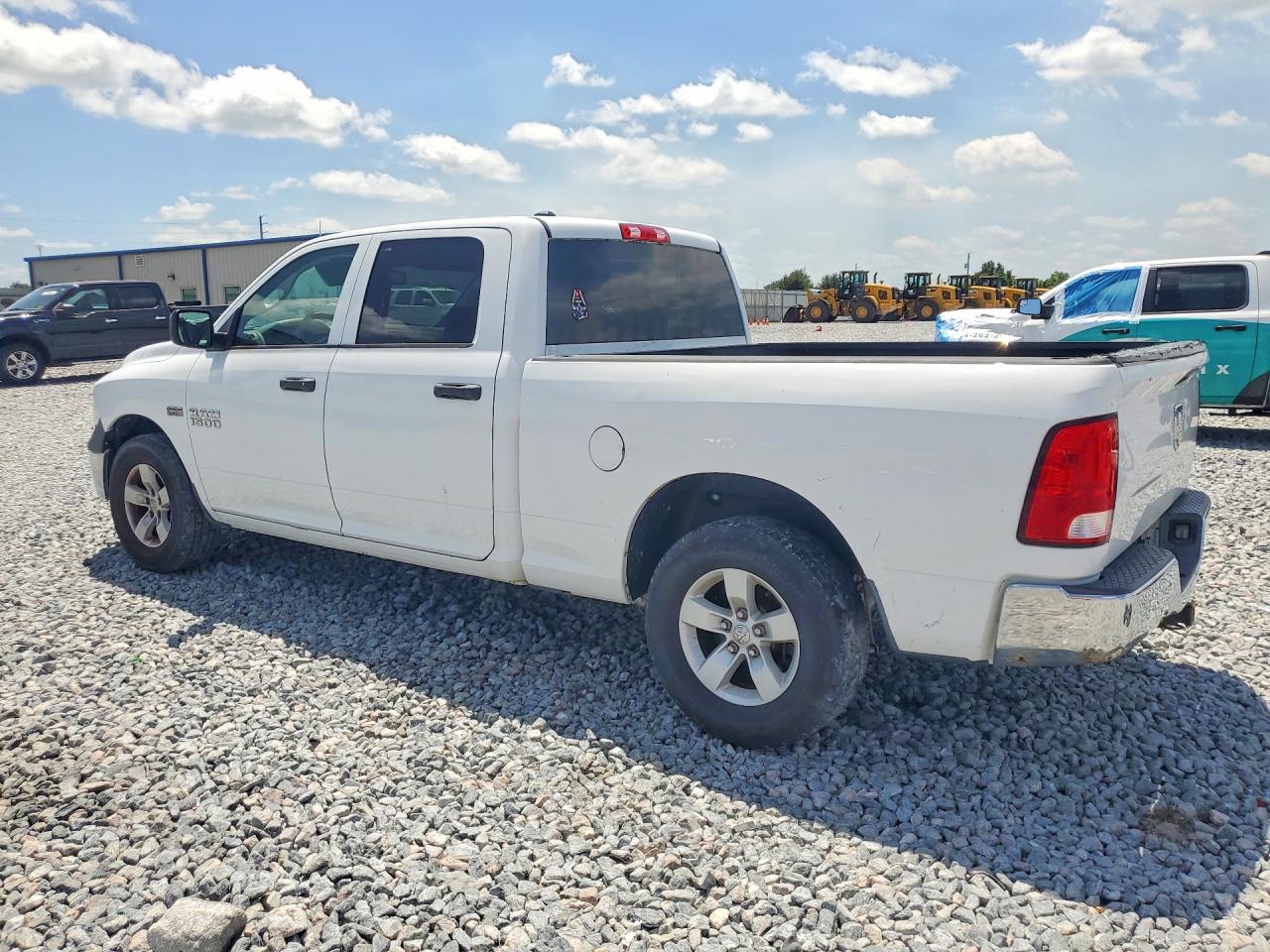 2016 RAM 1500 ST — снимка 2