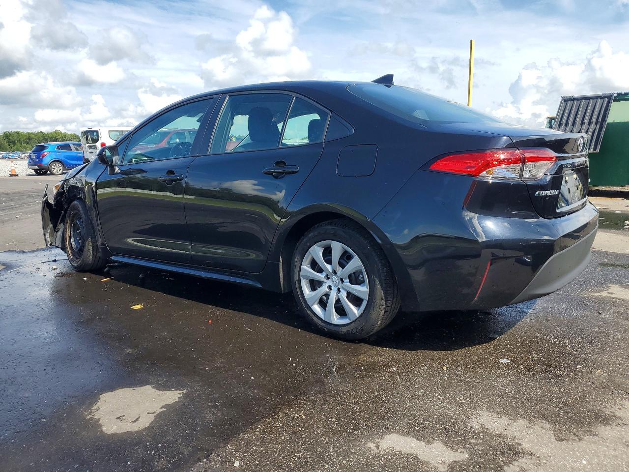2025 TOYOTA COROLLA LE — снимка 2