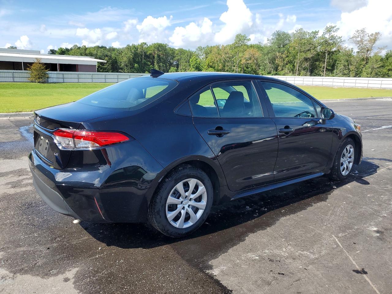 2025 TOYOTA COROLLA LE — снимка 3