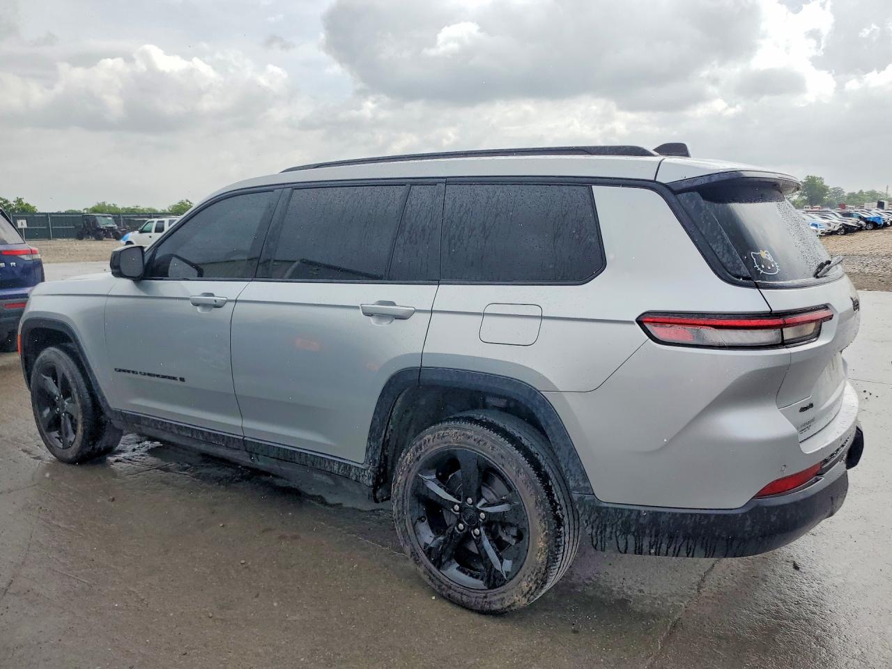 2023 JEEP GRAND CHEROKEE L LAREDO — снимка 2