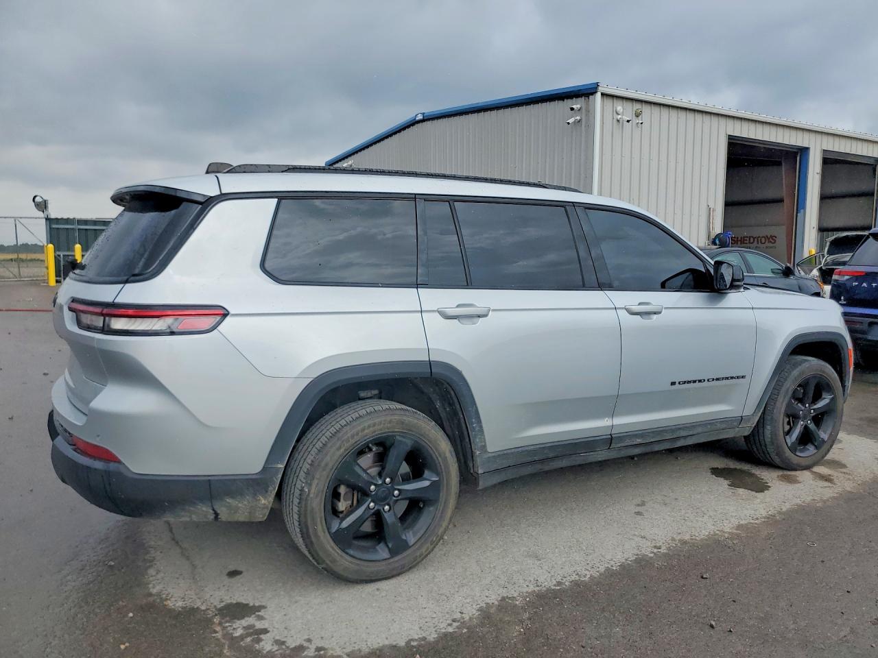 2023 JEEP GRAND CHEROKEE L LAREDO — снимка 3