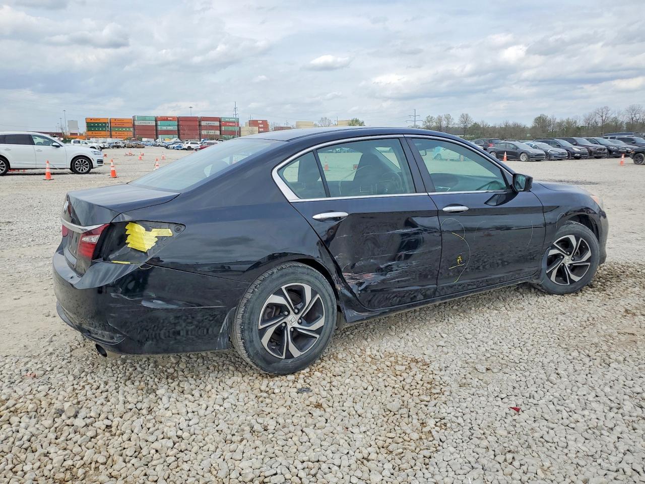 2017 HONDA ACCORD LX — снимка 3