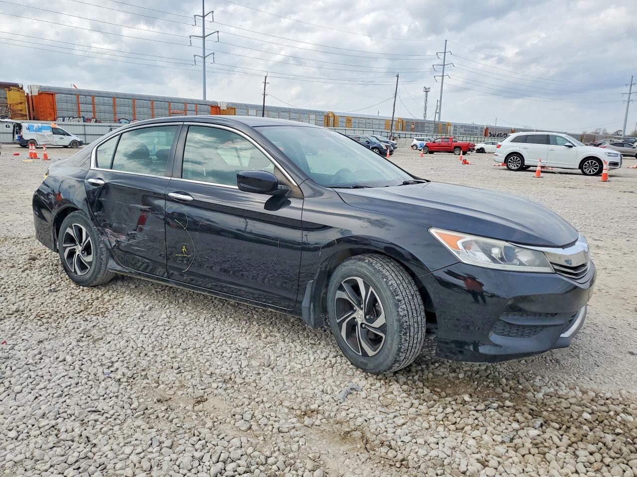 2017 HONDA ACCORD LX — снимка 4