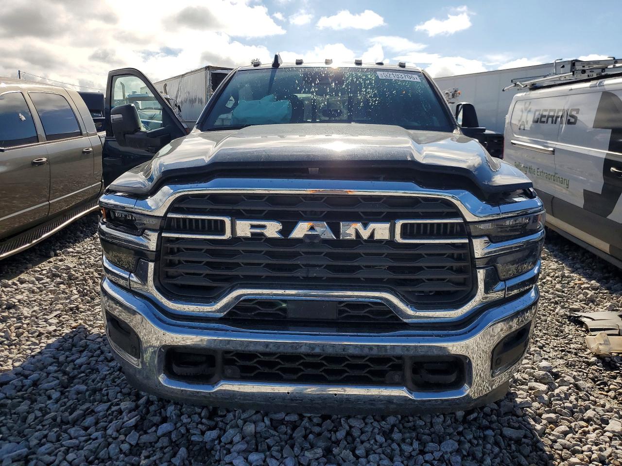 2026 RAM 3500 TRADESMAN — снимка 5