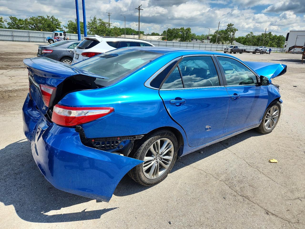 2017 TOYOTA CAMRY SE — снимка 3