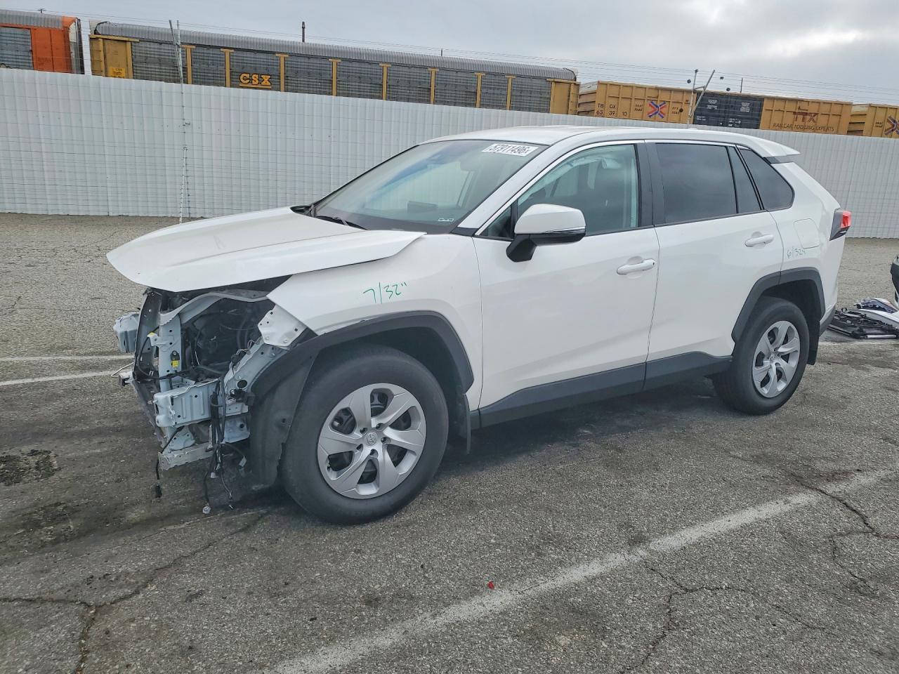 2025 TOYOTA RAV4 LE