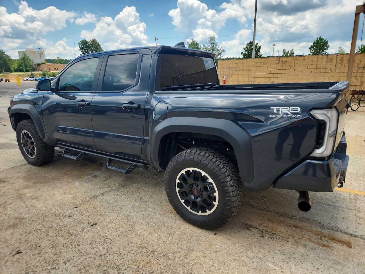 2026 TOYOTA TACOMA TRD OFF-ROAD HV — снимка 2