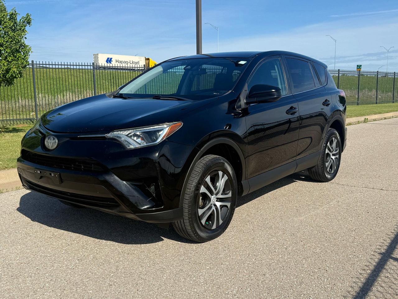 2018 TOYOTA RAV4 LE — снимка 2