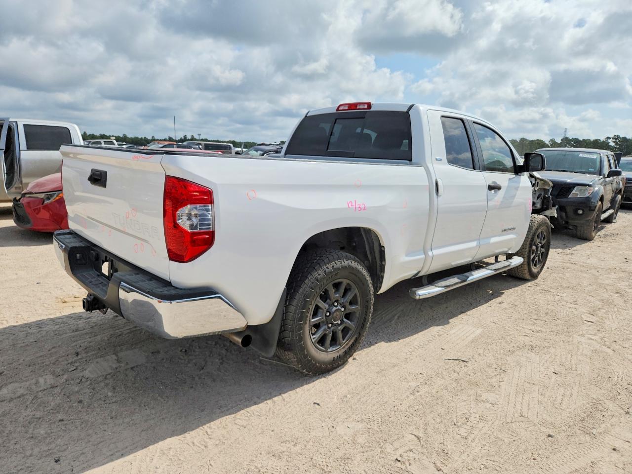 2017 TOYOTA TUNDRA SR5 — снимка 3