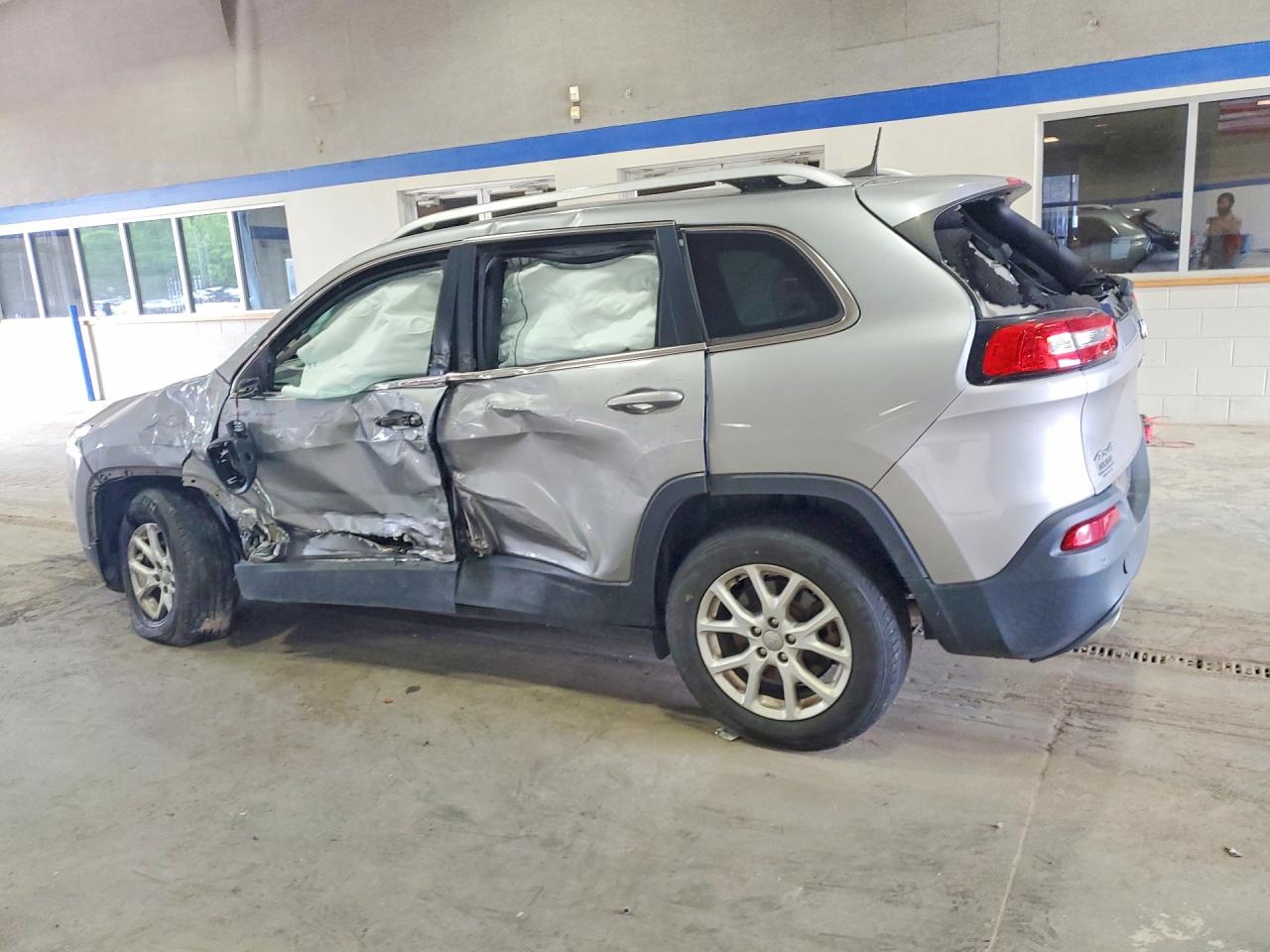 2016 JEEP CHEROKEE LATITUDE — снимка 2