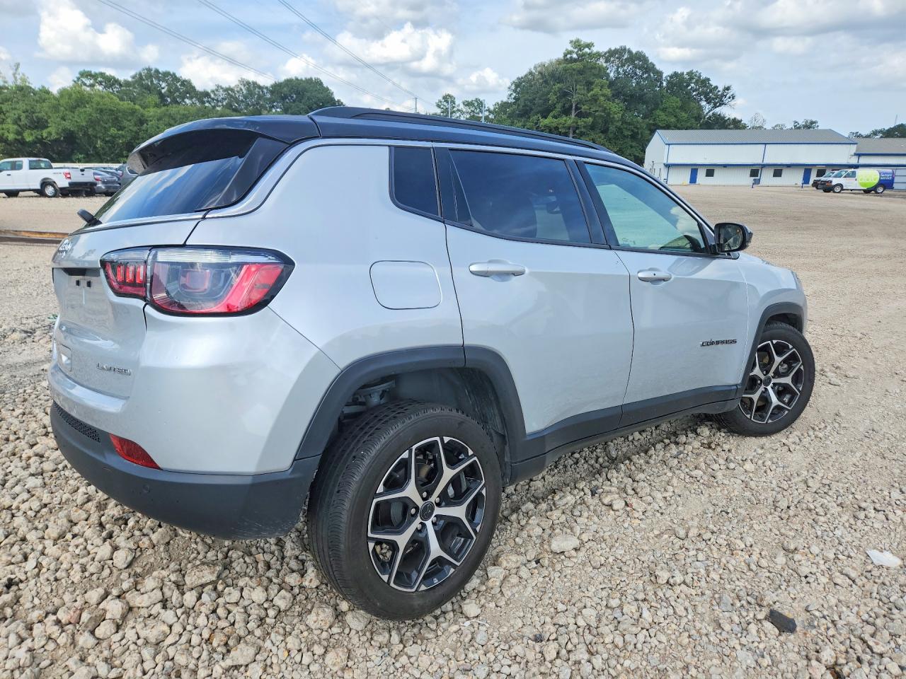 2025 JEEP COMPASS LIMITED — снимка 3