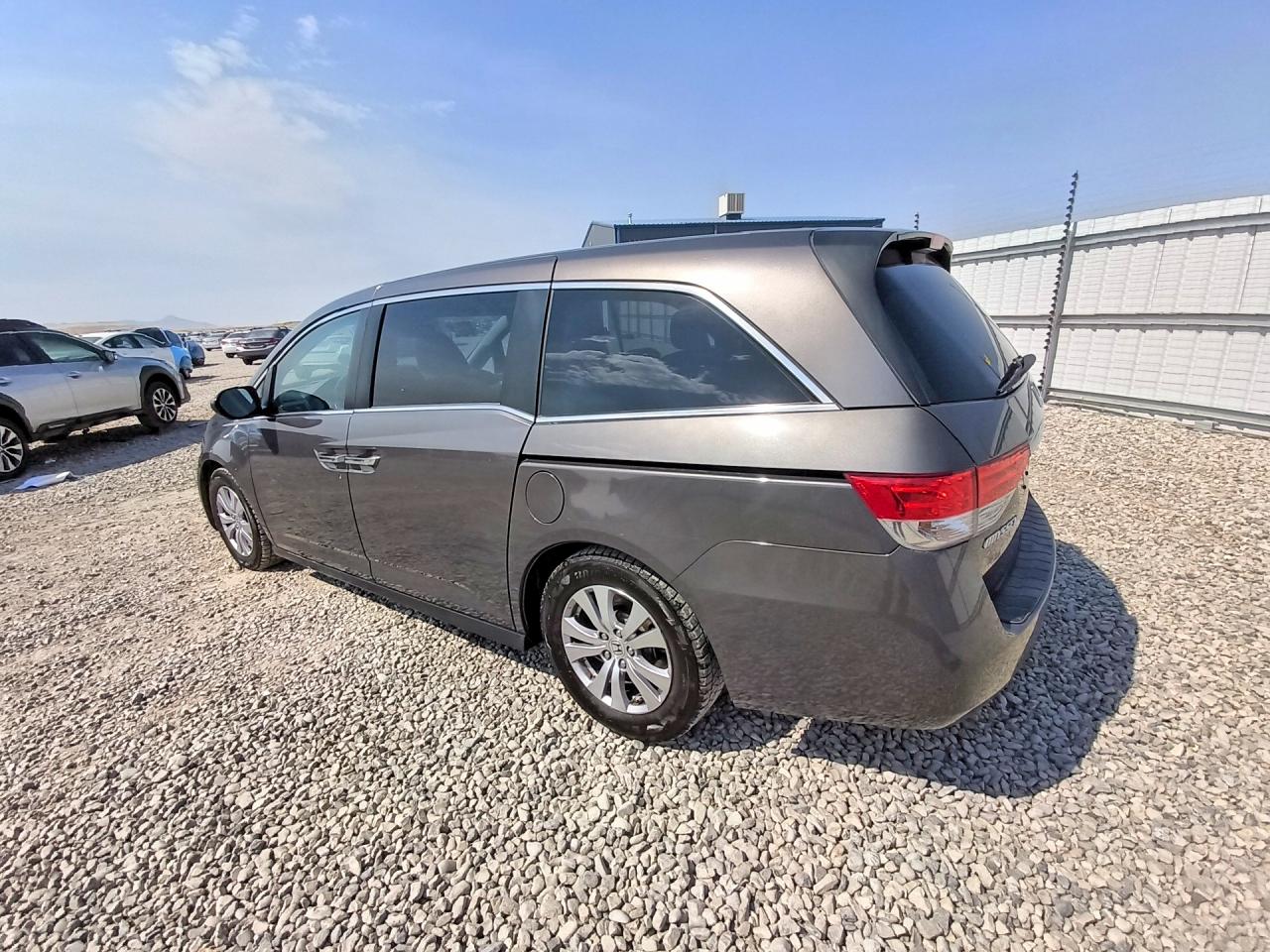 2015 HONDA ODYSSEY EXL — снимка 2