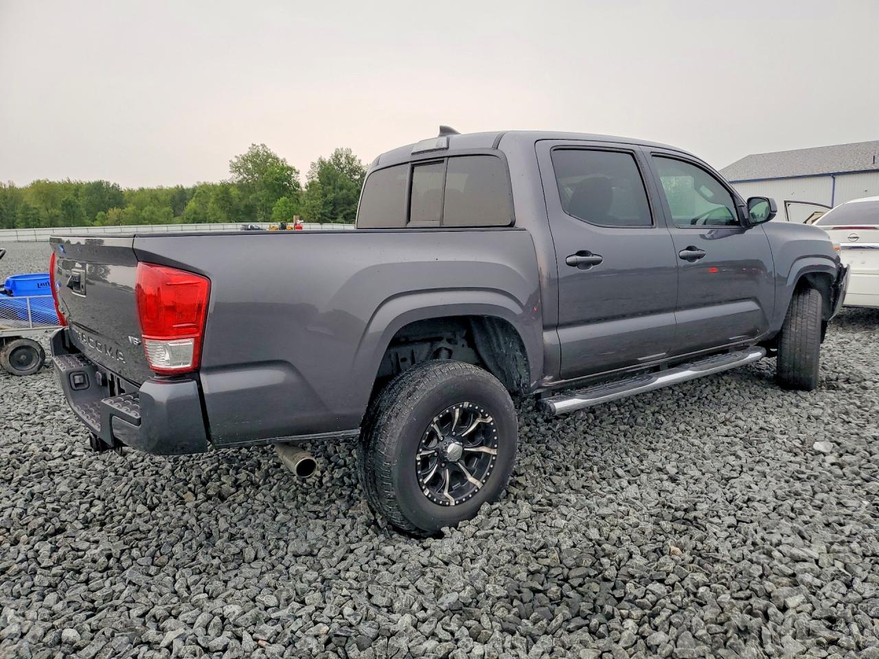 2017 TOYOTA TACOMA SR V6 — снимка 3