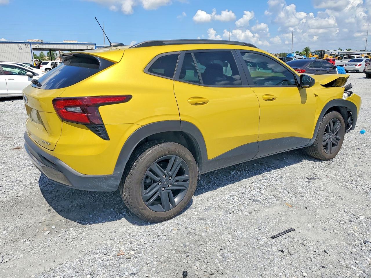 2025 CHEVROLET TRAX ACTIV — снимка 3