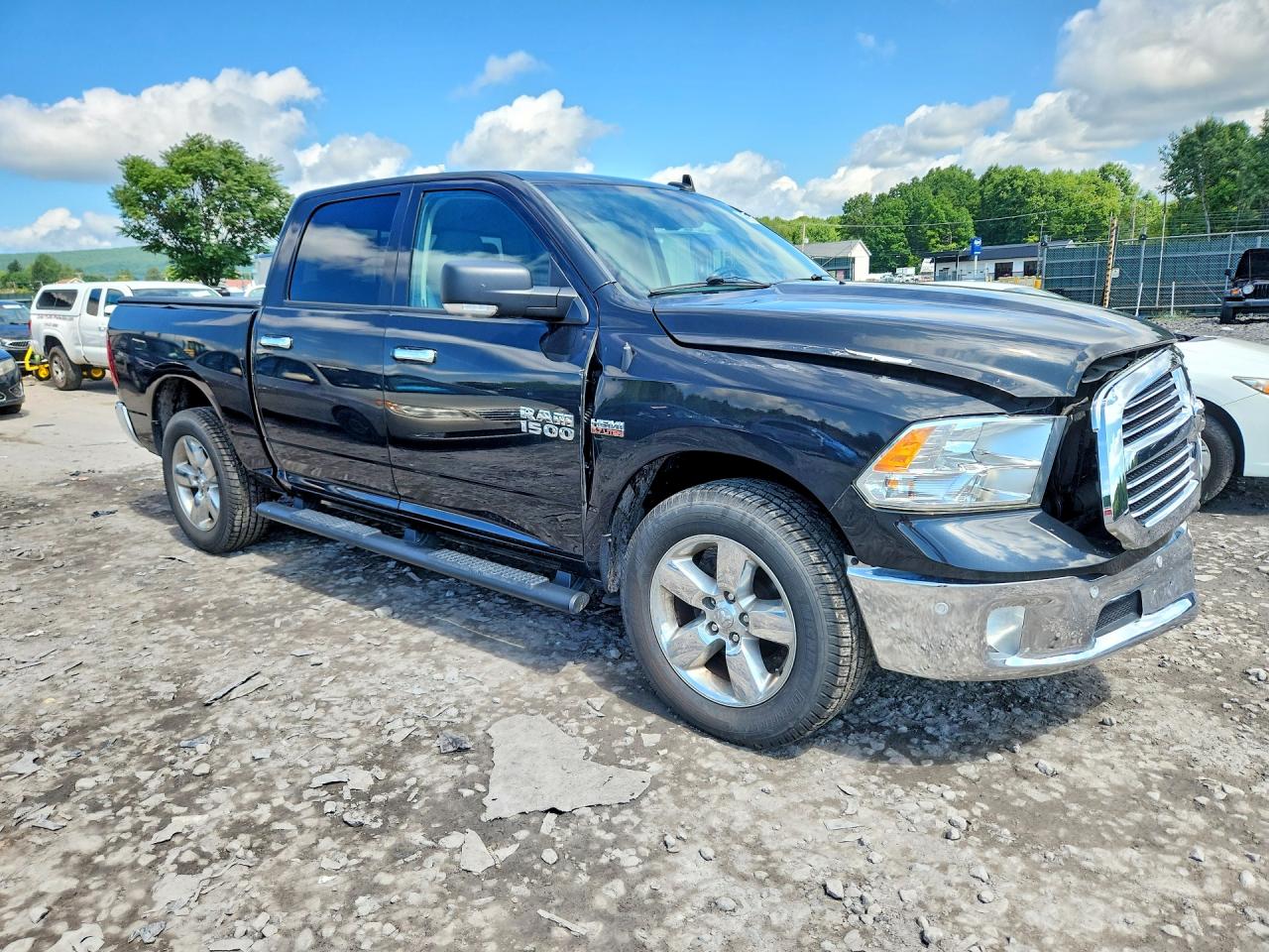 2016 RAM 1500 SLT — снимка 4