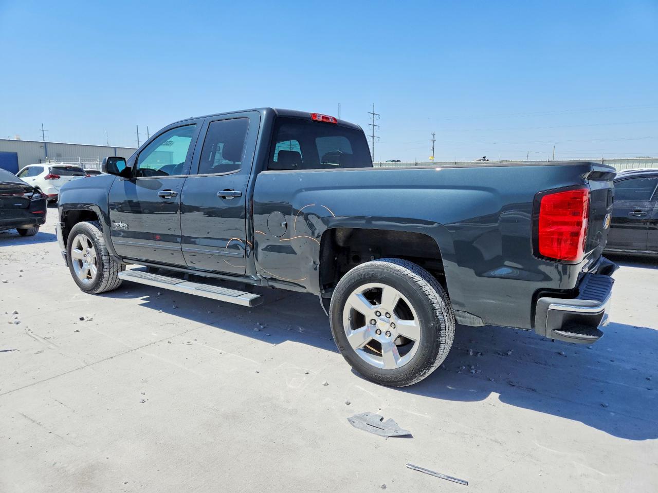 2018 CHEVROLET SILVERADO C1500 LT — снимка 2