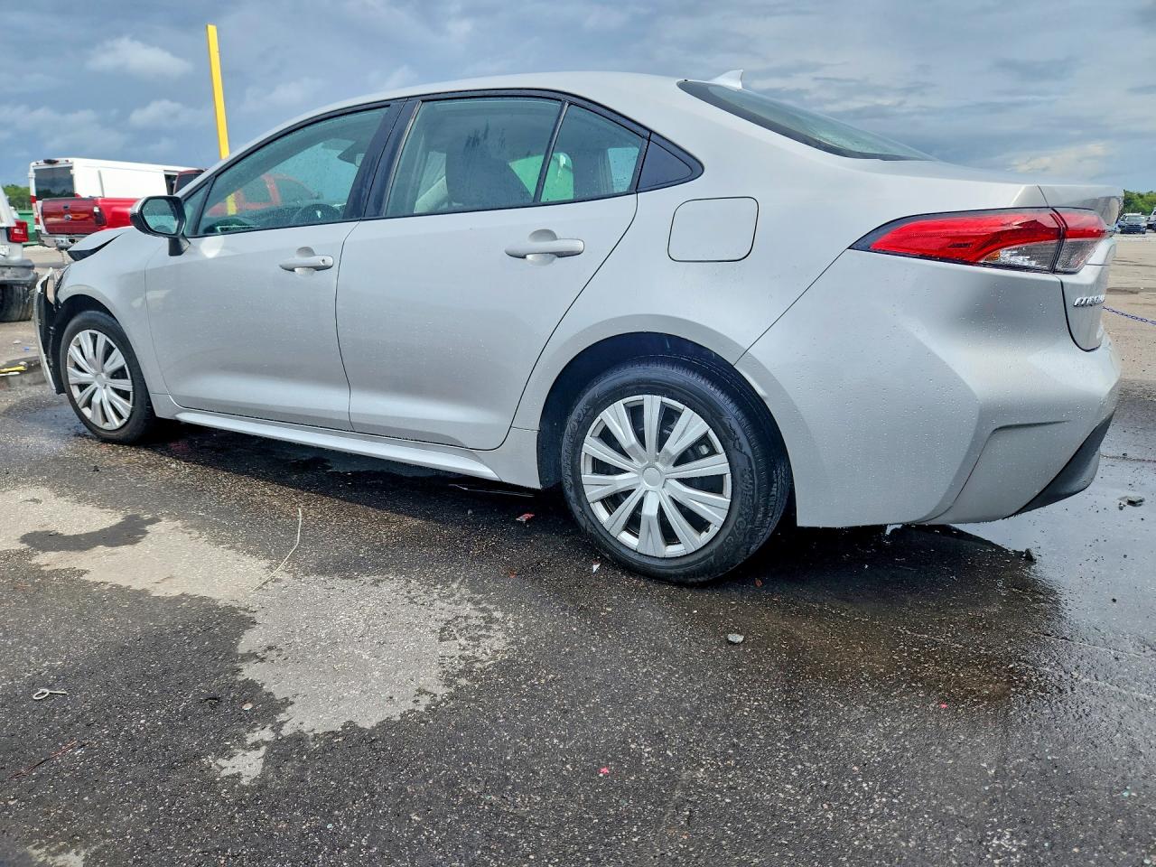 2025 TOYOTA COROLLA LE — снимка 2