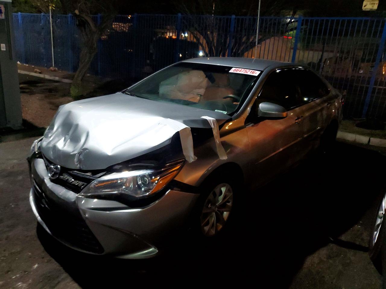 2015 TOYOTA CAMRY LE