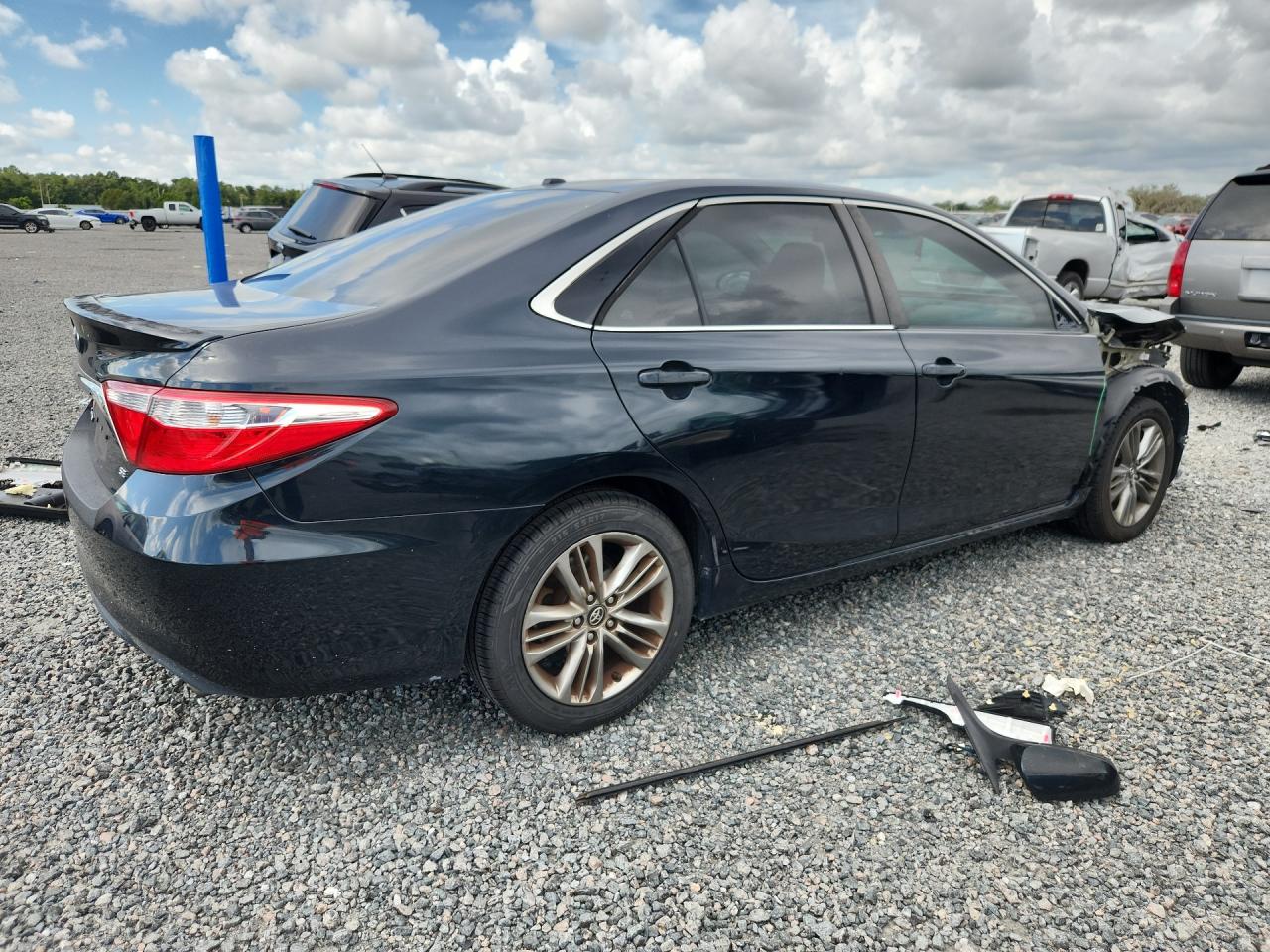 2017 TOYOTA CAMRY SE — снимка 3
