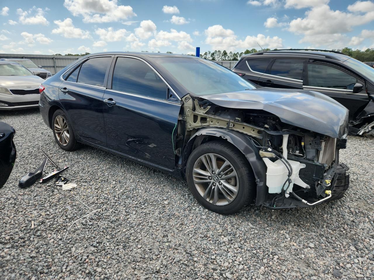 2017 TOYOTA CAMRY SE — снимка 4