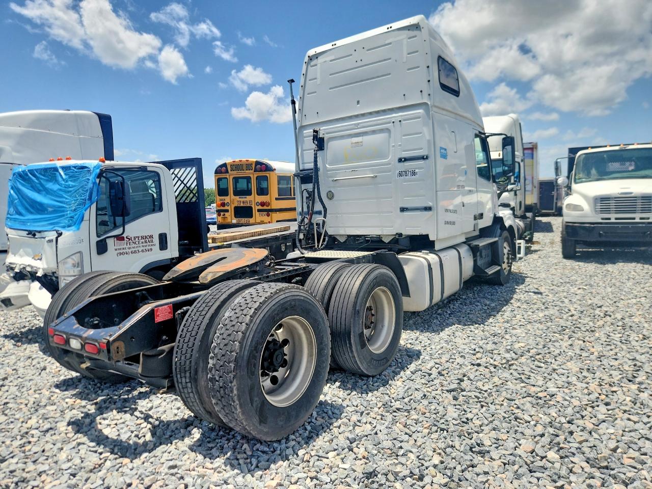 2015 VOLVO VN VNL — снимка 3