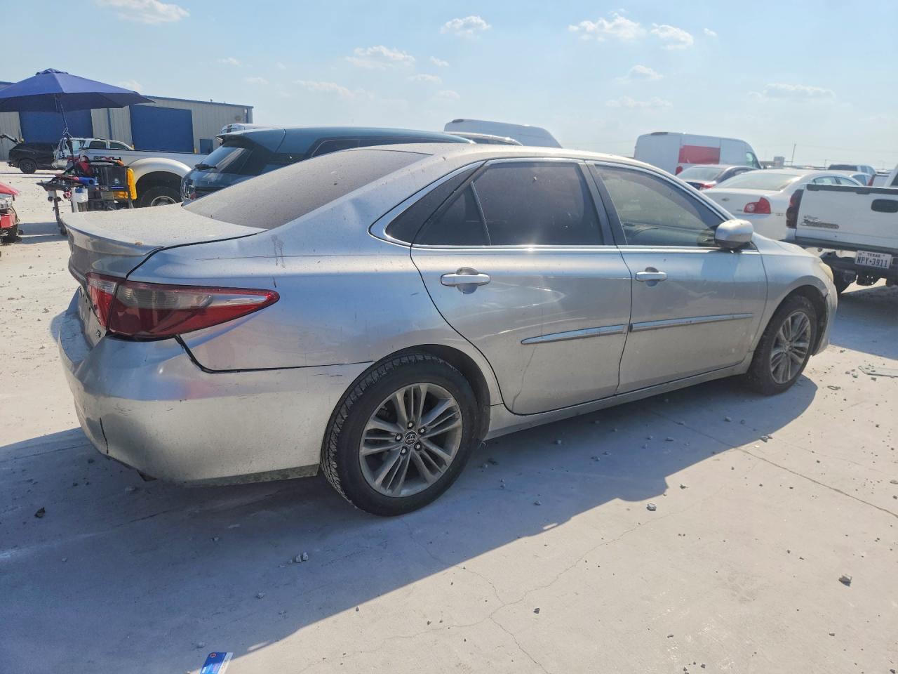 2015 TOYOTA CAMRY SE — снимка 3
