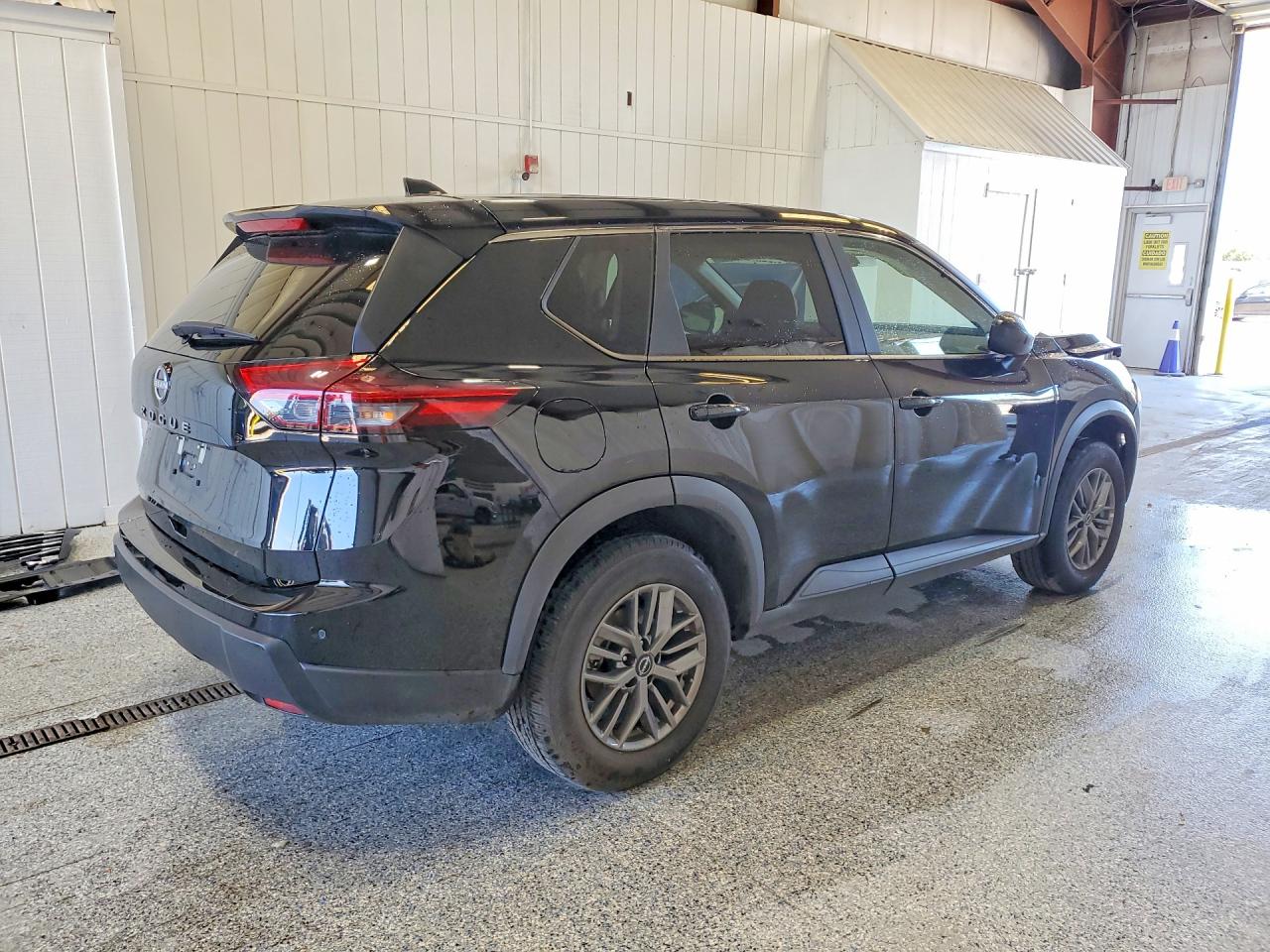 2026 NISSAN ROGUE SV — снимка 3