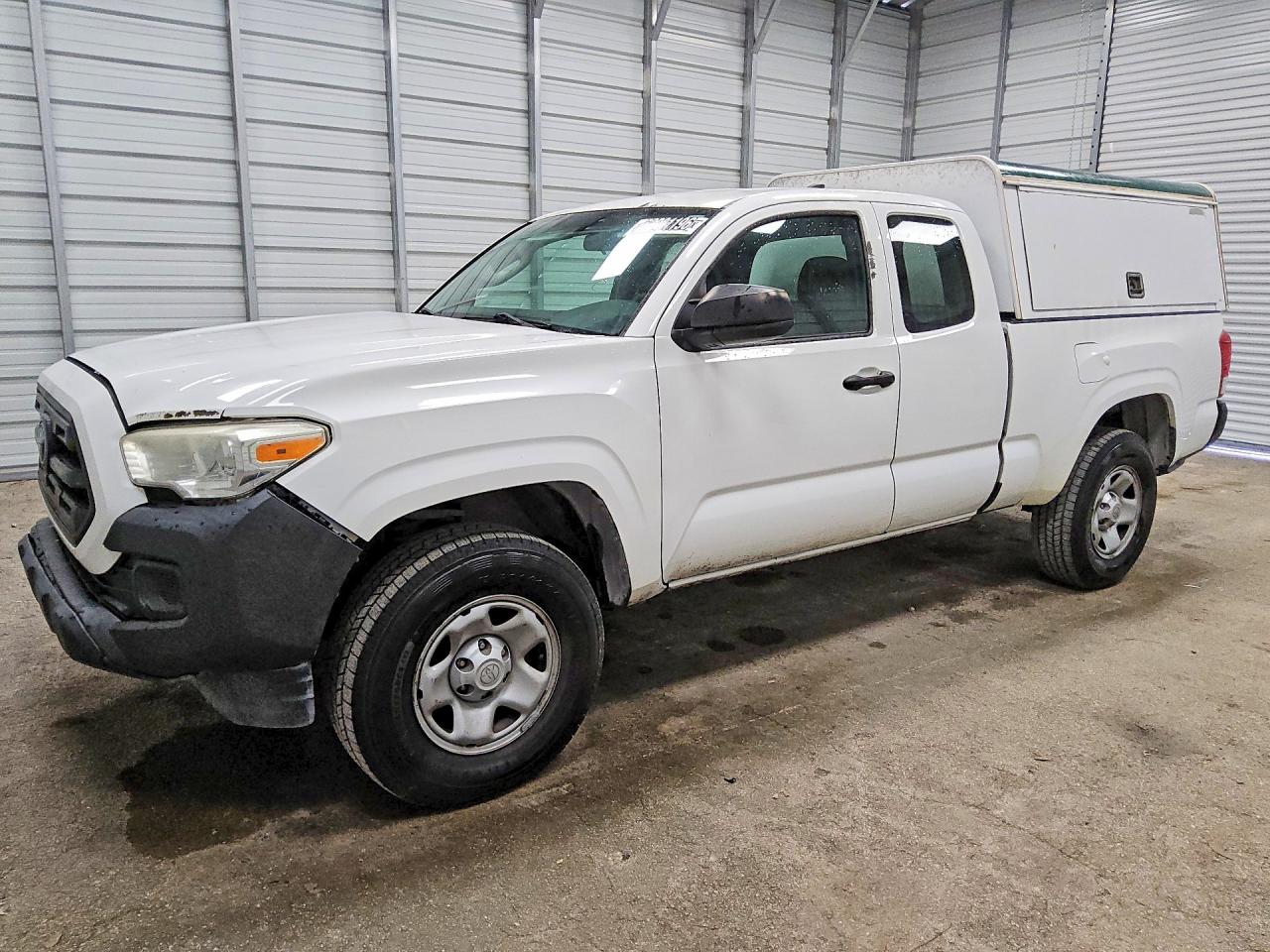 2016 TOYOTA TACOMA SR