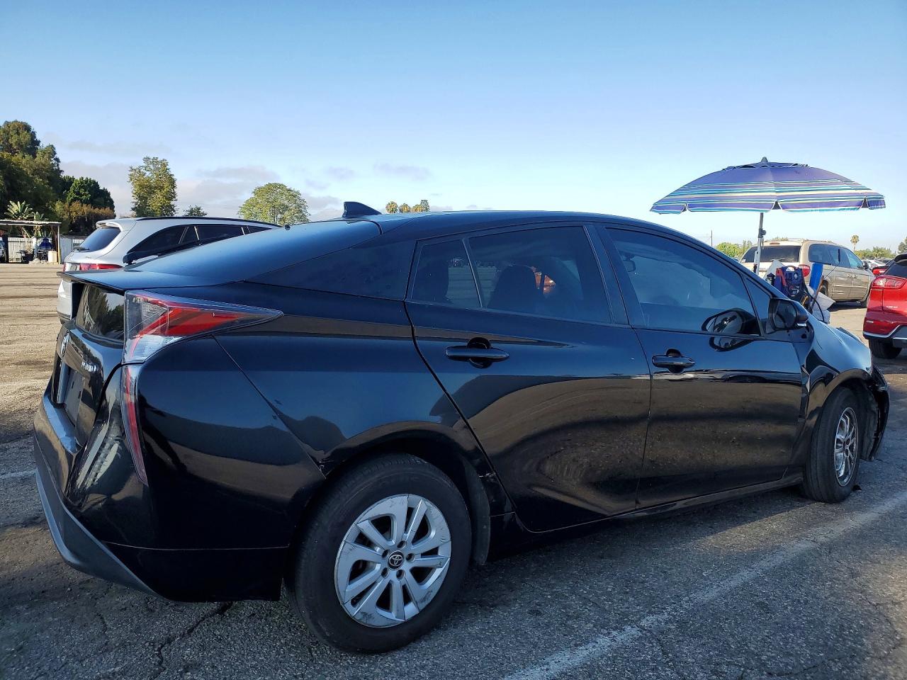 2016 TOYOTA PRIUS TWO — снимка 3