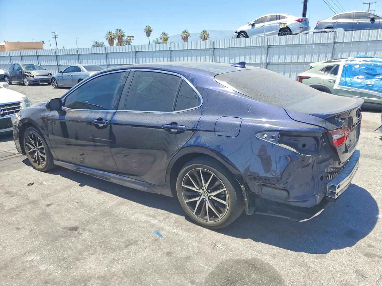 2022 TOYOTA CAMRY SE — снимка 2