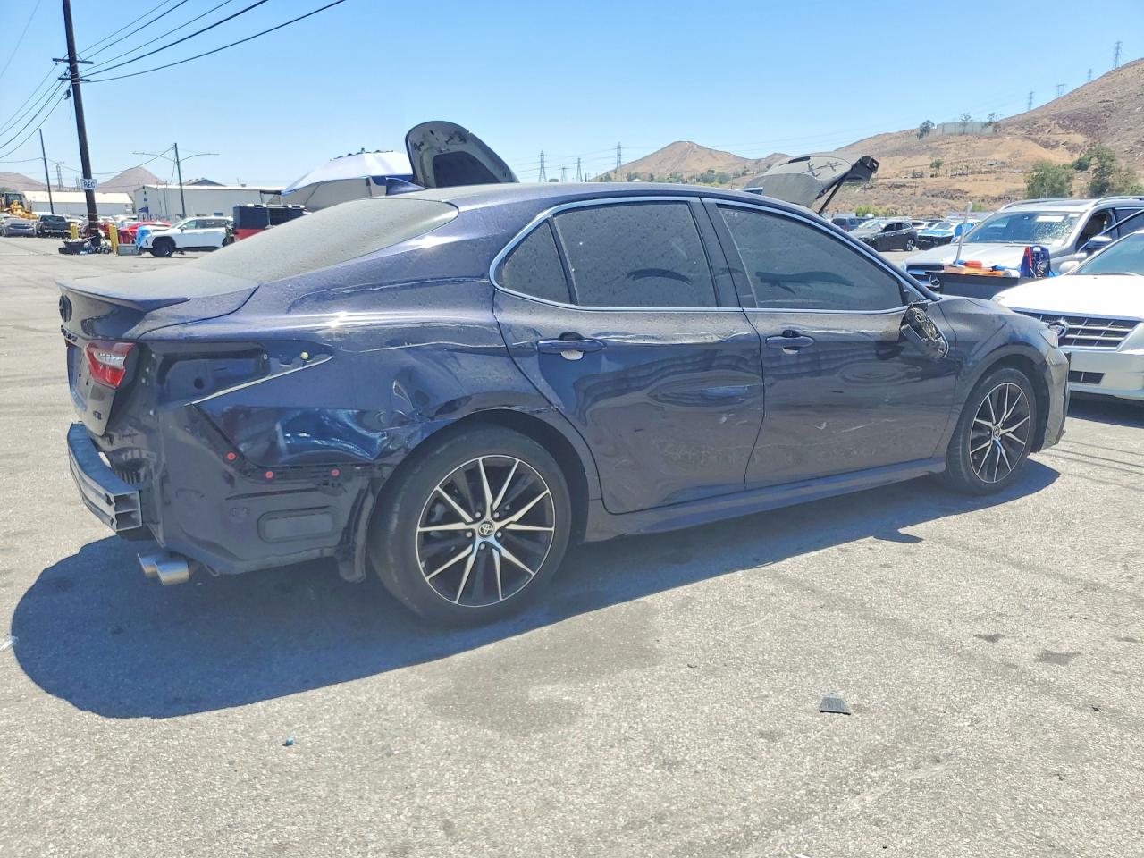 2022 TOYOTA CAMRY SE — снимка 3