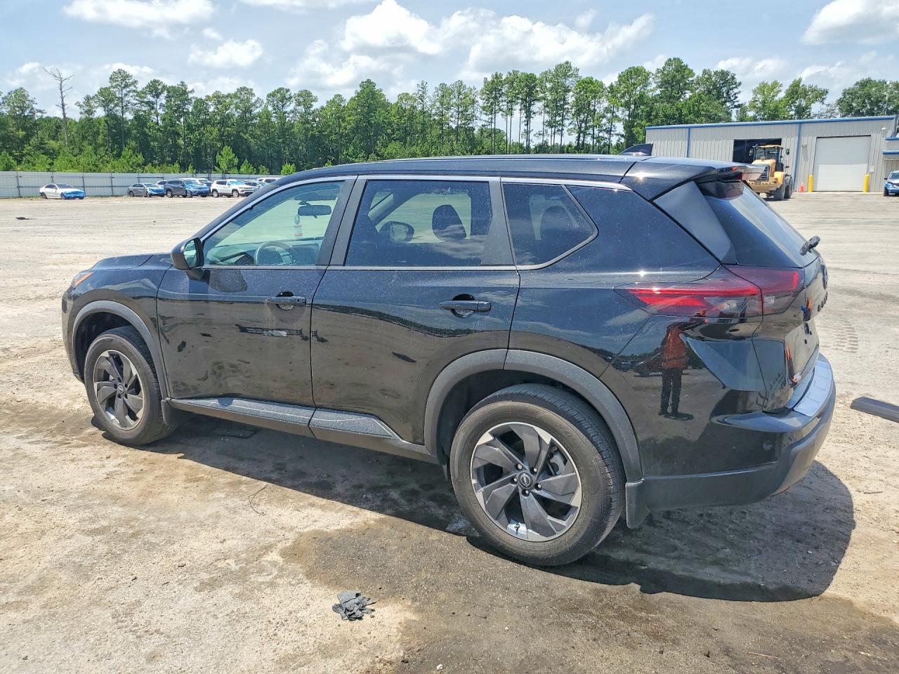 2025 NISSAN ROGUE SV — снимка 2