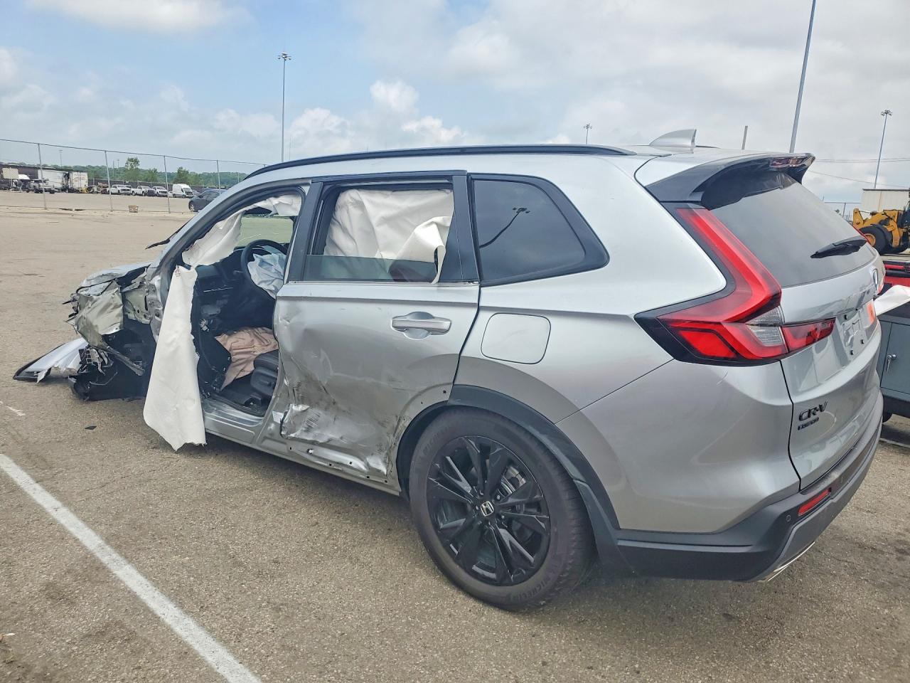 2026 HONDA CR-V SPORT TOURING — снимка 2