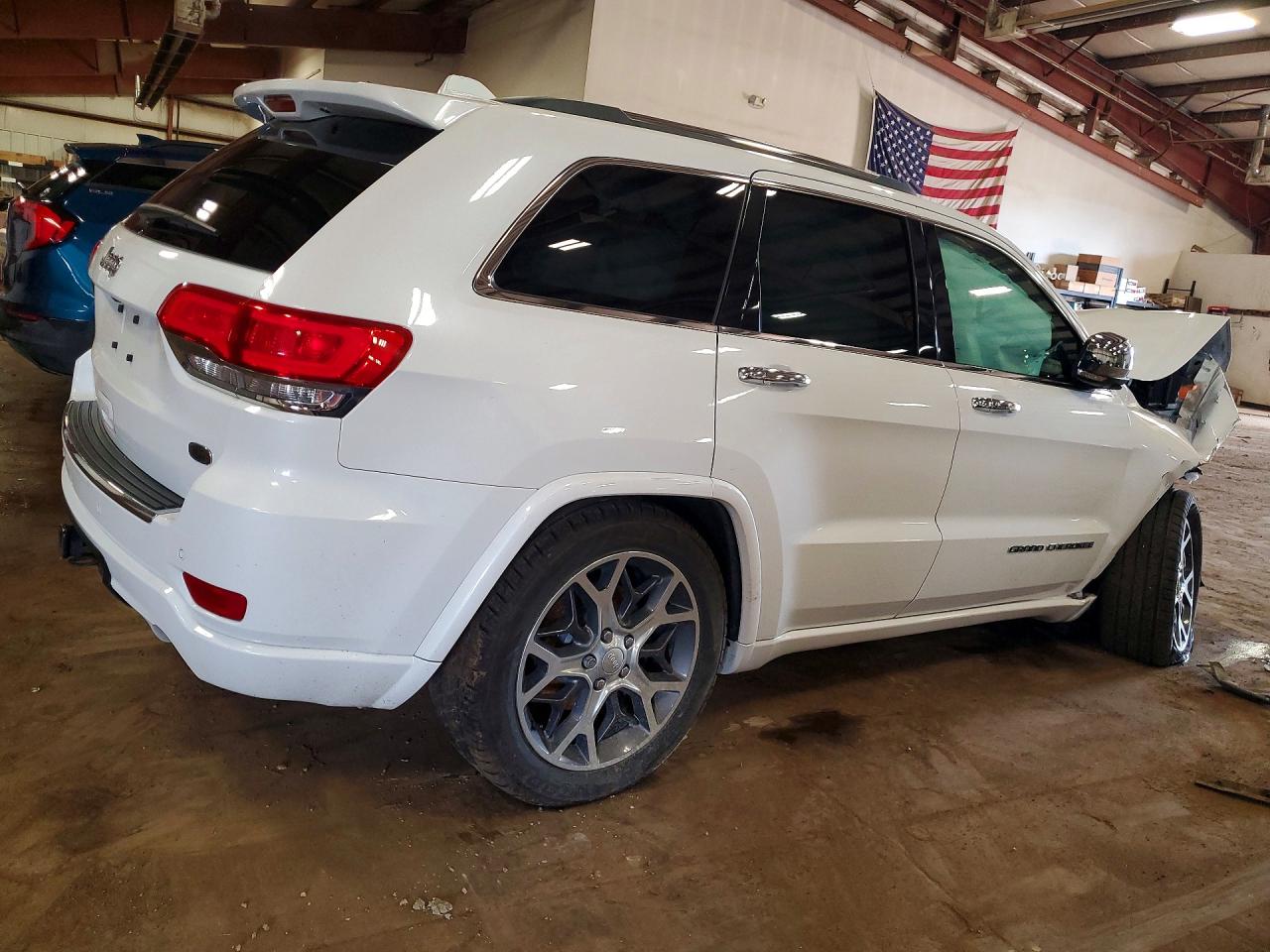 2019 JEEP GRAND CHEROKEE OVERLAND — снимка 3
