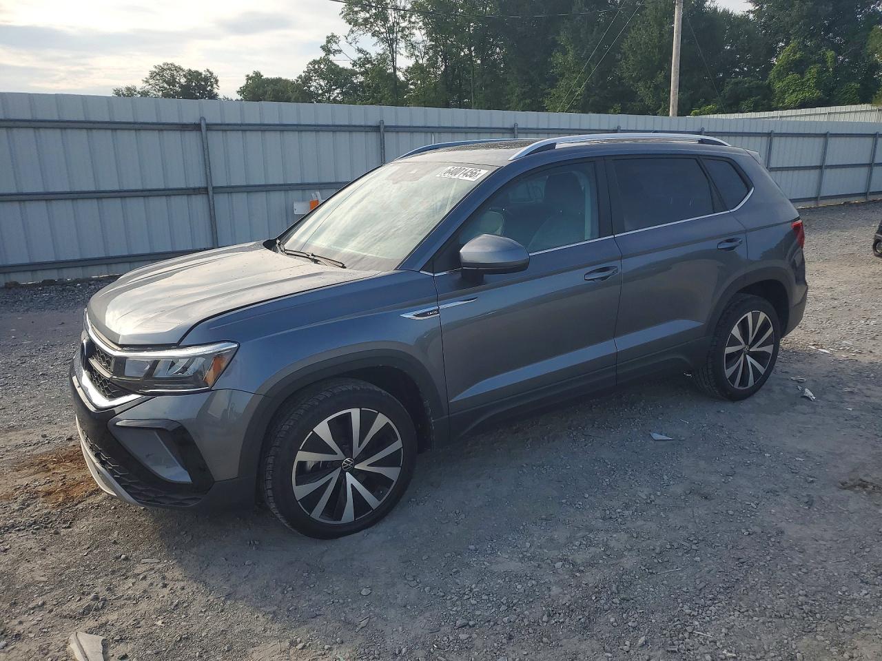 2022 VOLKSWAGEN TAOS SE IQ DRIVE