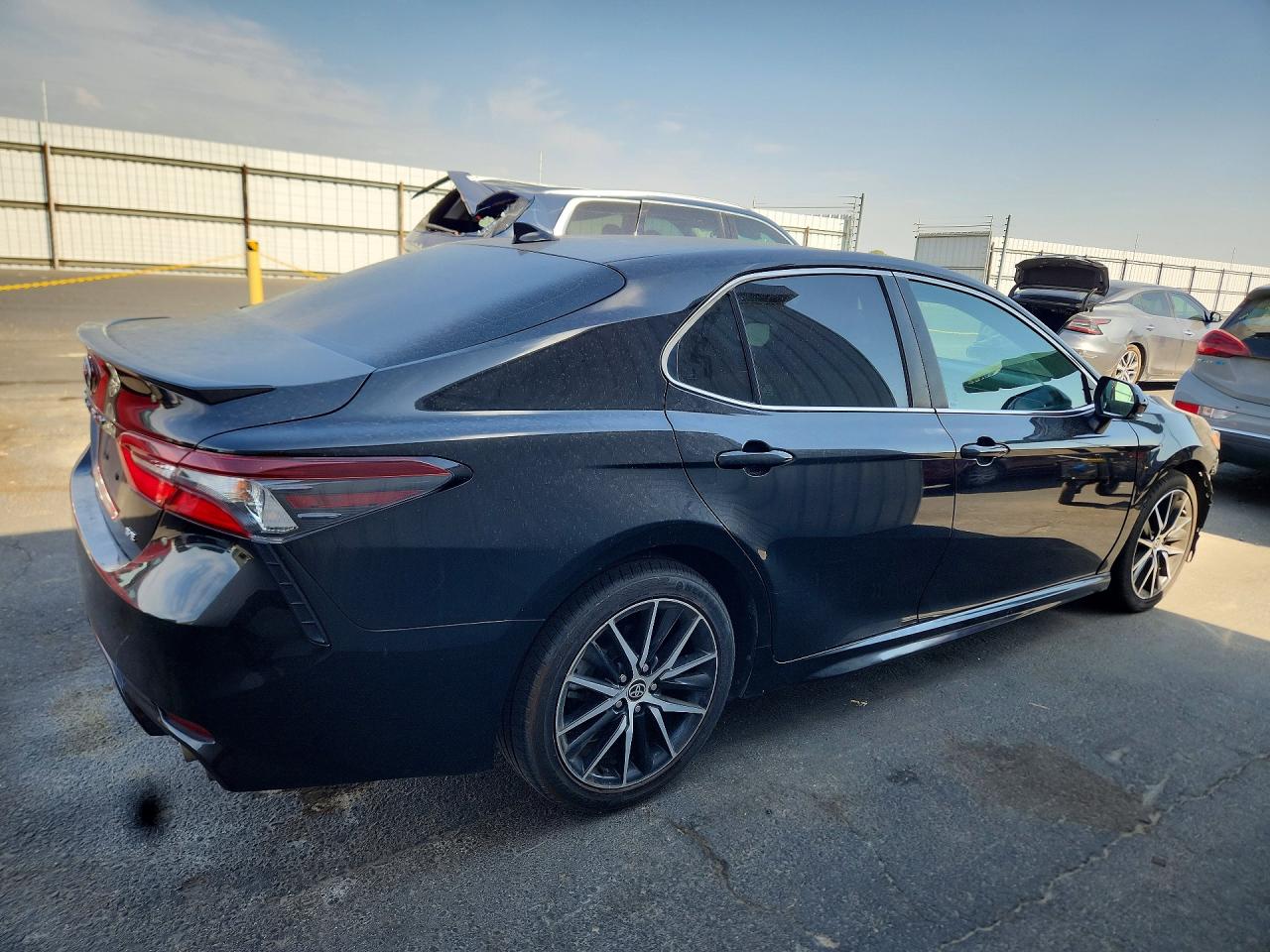 2022 TOYOTA CAMRY SE — снимка 3
