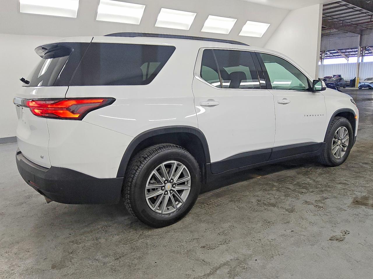 2023 CHEVROLET TRAVERSE LT — снимка 3