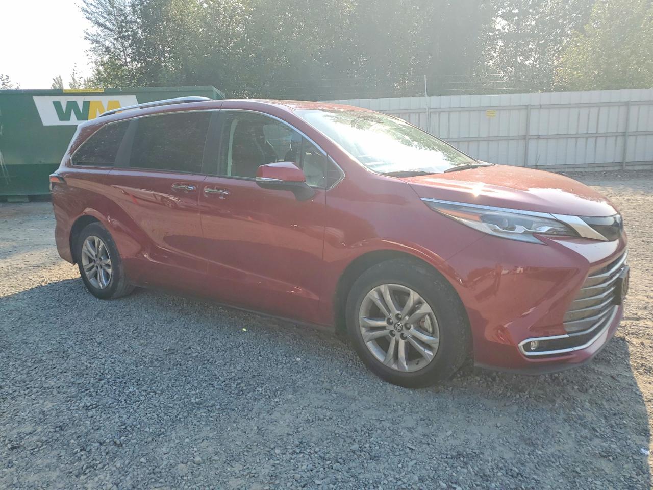 2022 TOYOTA SIENNA PLATINUM 7-PASSENGER — снимка 4