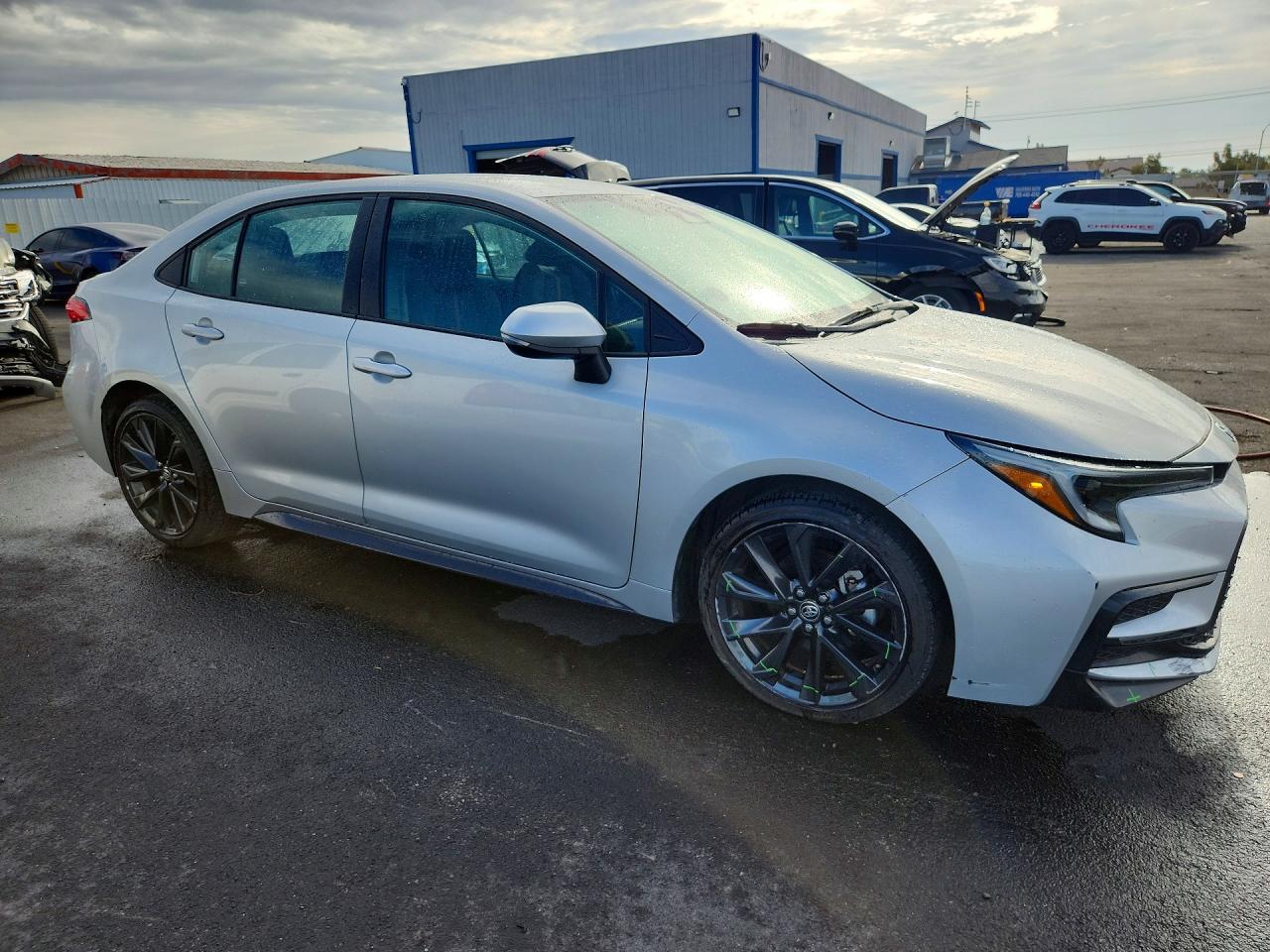 2025 TOYOTA COROLLA SE — снимка 4