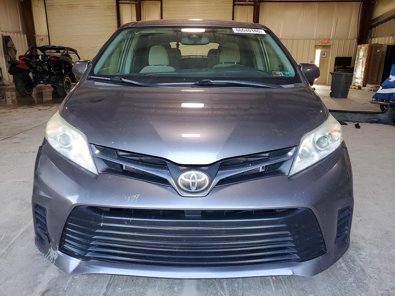 2019 TOYOTA SIENNA LE — снимка 5