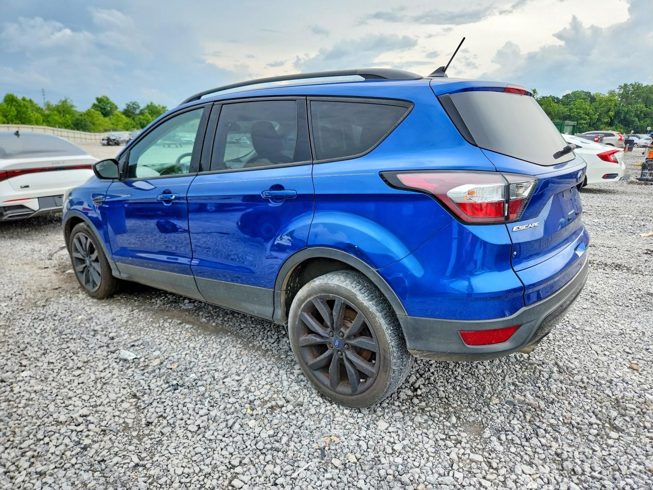2018 FORD ESCAPE SE — снимка 2