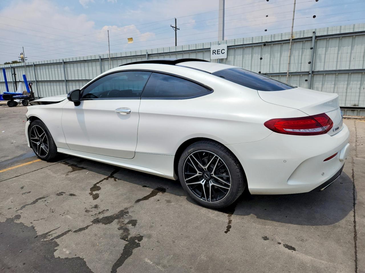2017 MERCEDES-BENZ C 300 4MATIC — снимка 2