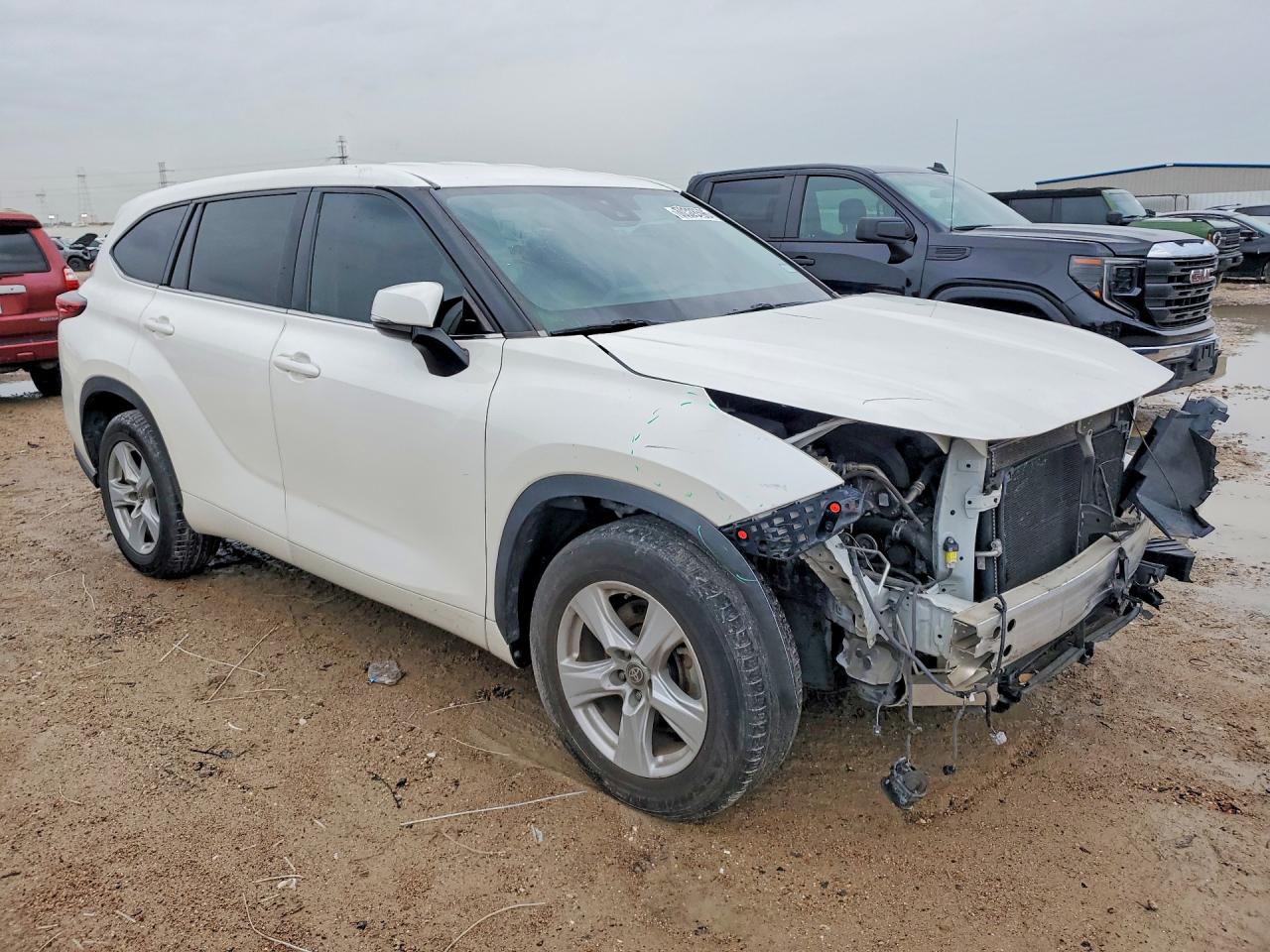2020 TOYOTA HIGHLANDER LE — снимка 4