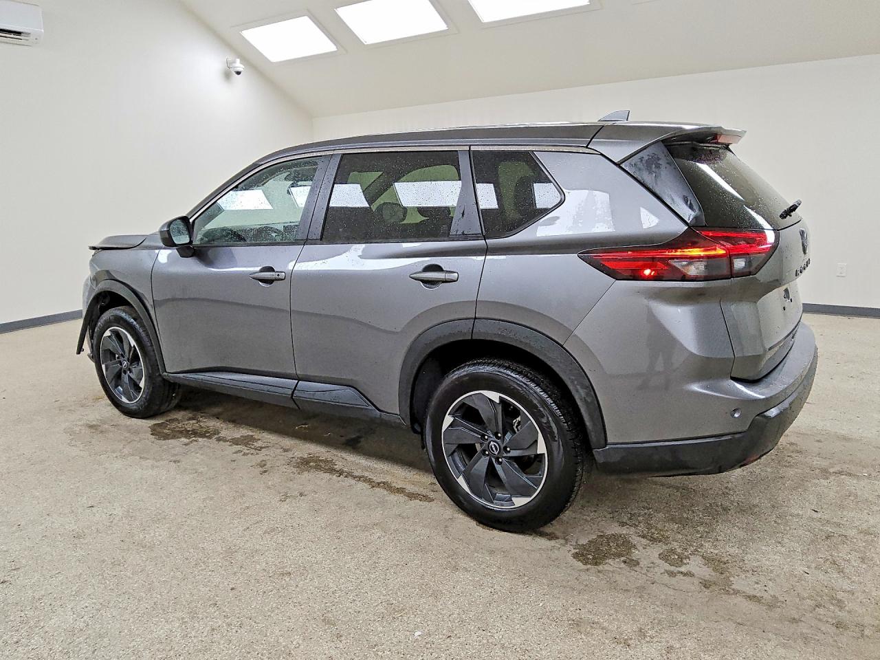 2025 NISSAN ROGUE SV — снимка 2