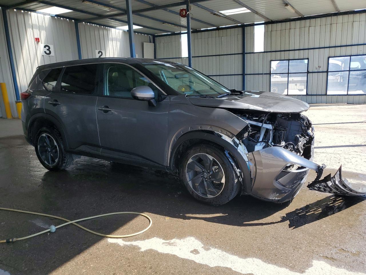 2025 NISSAN ROGUE SV — снимка 4