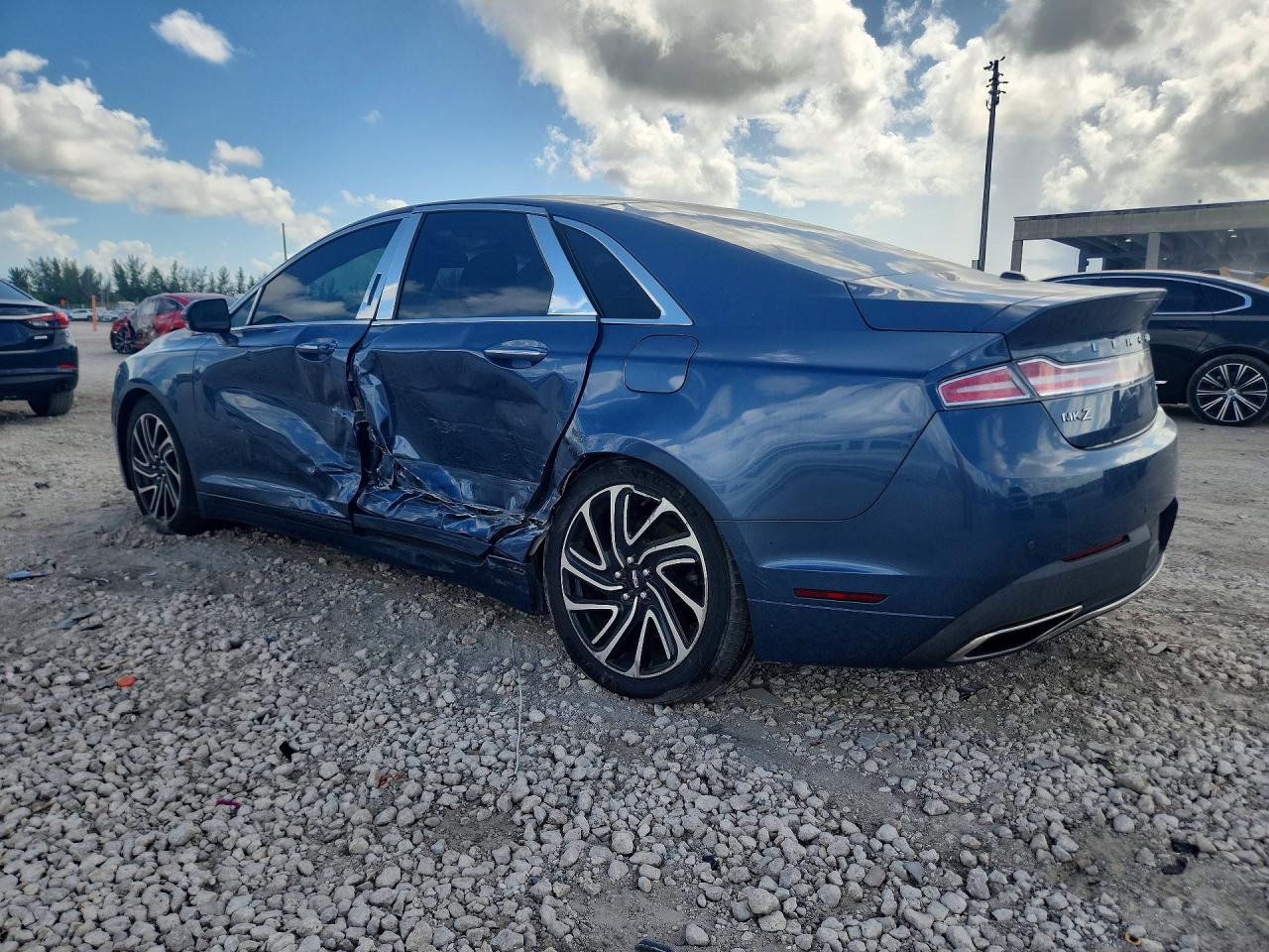 2019 LINCOLN MKZ — снимка 2